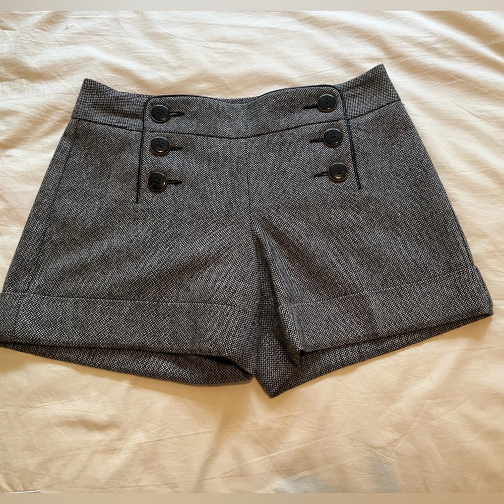 Women’s shorts. Size 0